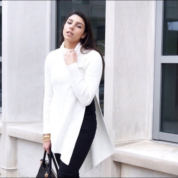 Express Sweaters - EXPRESS ASYMMETRICAL SWEATER XS